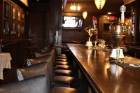 Waynebrook Inn Hotels in Honey Brook