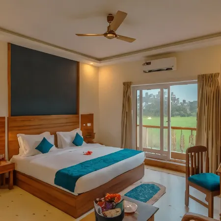 Hibis Beach Resort - Ashwem, Goa