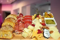 Holiday Inn REYNOSA ZONA DORADA by IHG - breakfast