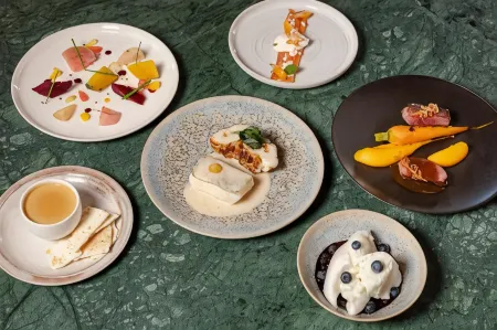 Hôtel Restaurant la Couronne Отели в г. Шамони