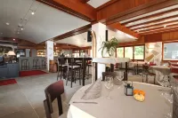 Pointe de Zinal Hotels in Zinal