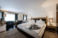 Hotel Acadia - Mountain Home Hotels in Selva di Val Gardena