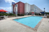 Motel 6 Roanoke, TX - Northlake - Speedway Hotels in Northlake