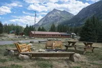 Silver Gate Lodging Hôtels à : Cooke City