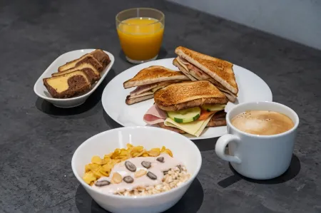 Safestay Brussels Grand Place Отели рядом с достопримечательностью «Place du Grand Sablon»