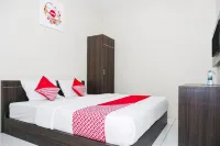 Hotel O Candi Residence