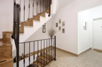 Rodina Suites Hotel - 3-Star