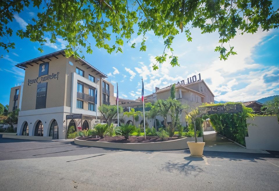 Hotel Lou Castelet
