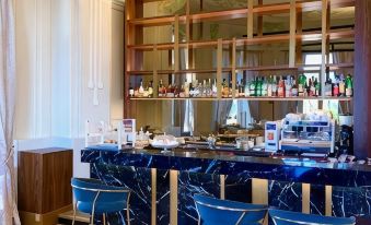 Lolli Palace Hotel
