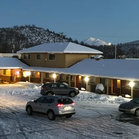 Klamath Motor Lodge
