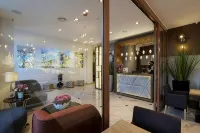 3 City Hostel