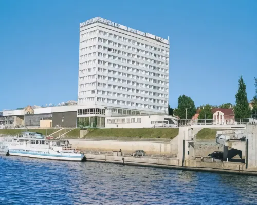 Hotel  Rossia Hotels in Samara