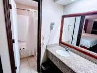 Relax Inn Henryetta Hotels in Henryetta