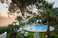 CapoSperone Resort - piscina
