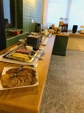 Sure Hotel by Best Western Argentan Отели в г. Фонтене-Сюр-Орн