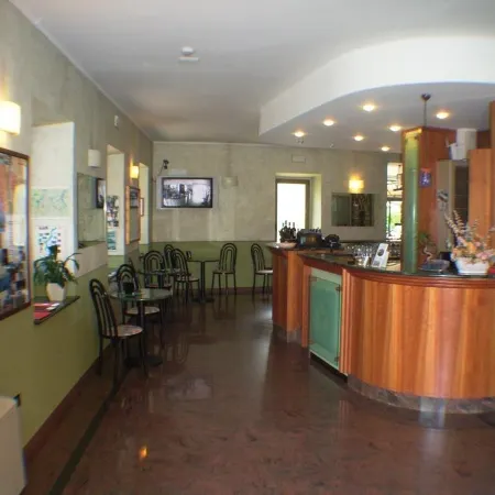 Hotel Azalea