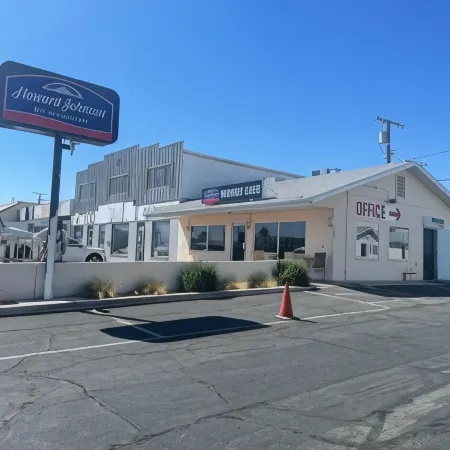 Howard Johnson by Wyndham Ridgecrest, CA