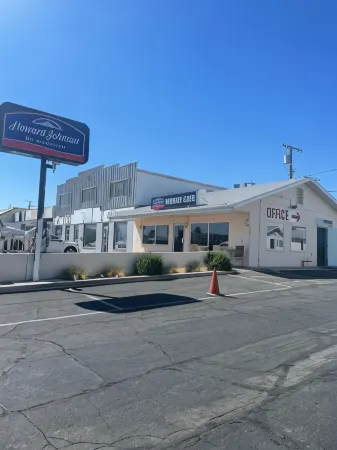 Howard Johnson by Wyndham Ridgecrest, CA