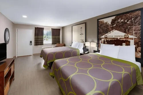 Super 8 by Wyndham Buffalo