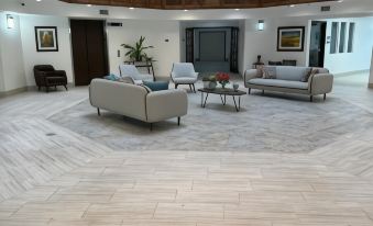 B&J HOTELS