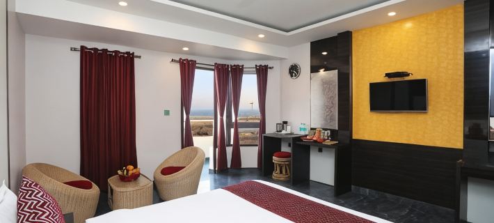 Swimming Sea Facing Hotel 푸리 호텔