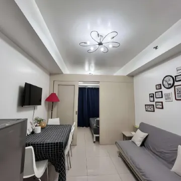 Sea Residences Moa-Eric Apartments