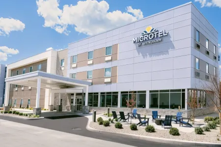 Microtel Inn & Suites by Wyndham Newark NY