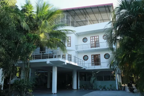 Ananthi Hotels - Bar