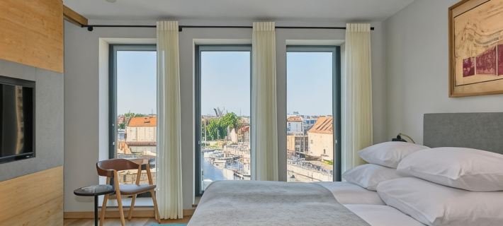 PURO Hotel Gdańsk Stare Miasto Hotele w: Gdańsk