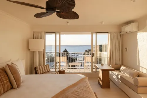 Marina Resort Hotels in Nelson Bay