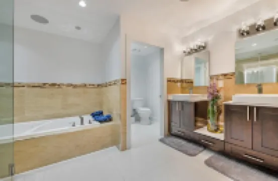 Sunshine Villa 6Br: Swimming Spa/Games/Chill Yard