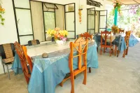 Chez Ronald Guest House - Breakfast
