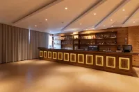 Araliya Red - Budget Friendly - Where You Find Stunning 360 Panoramic View of Nuwara Eliya - bar