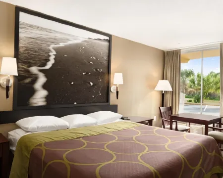 Super 8 by Wyndham Ormond Beach Hotels in Ormond Beach