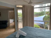 Northpoint Holiday Apartments - Apartments