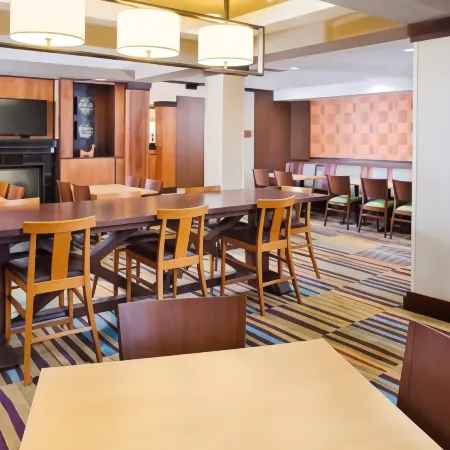 Fairfield Inn & Suites Jonesboro