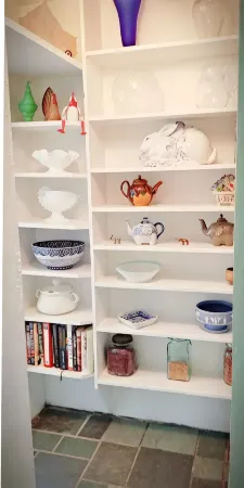 Private Giant Luxury Creekside Home - Serenity