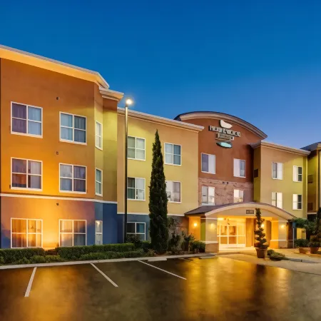 Homewood Suites by Hilton Carlsbad-North San Diego County Отели рядом с Аэропорт Эль-Паломар