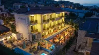 Venezia Alaçatı Hotels near Alacati Surf Paradise Club
