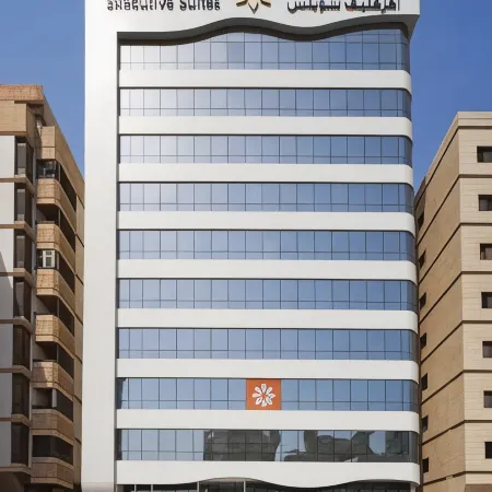 Oaks Liwa Executive Suites Отели рядом с достопримечательностью «Торговый центр Abu Dhabi Mall»