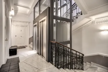 The Talent Hotel Отели рядом с достопримечательностью «Санта - Мария - Нова»