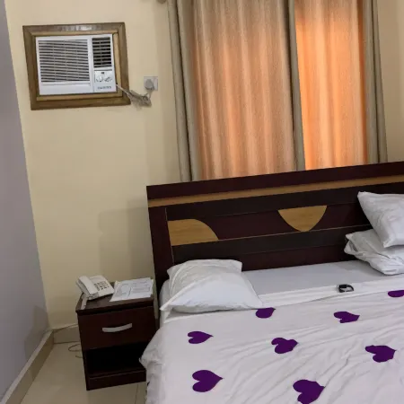 Immaculate Royal International Hotel-Guest Room
