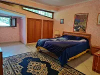 2 Bedroom Private vacation home in Laghetto Hotels in Guidonia Montecelio