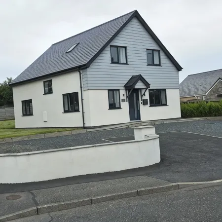 Coastal Family Friendly Home Anglesey