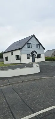 Coastal Family Friendly Home Anglesey