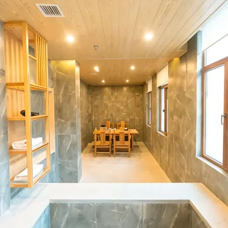 Xingcheng Haishanghai Hot Spring Hotel