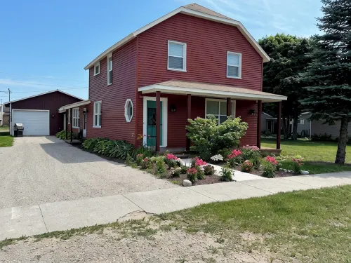 Big Red a newly renovated 4 bedroom historic home in the heart of Grand Marais!