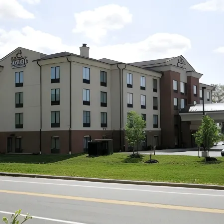 Holiday Inn Express & Suites NORTH EAST by IHG