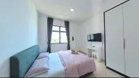 Desaru Town Comfy Condo (Pool/Netflix)