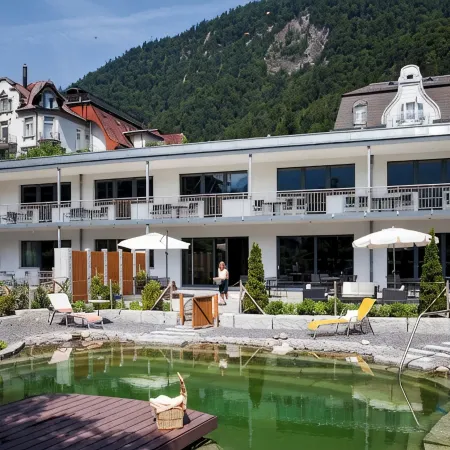 Carlton-Europe Vintage Adults Hotel